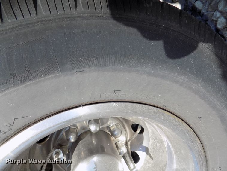 image for item DG2612 2000 Ford Econoline E450 Super Duty  ambulance