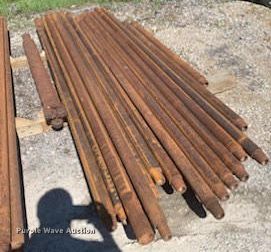 image for item DG5738 1993 International 4900  drilling rig truck