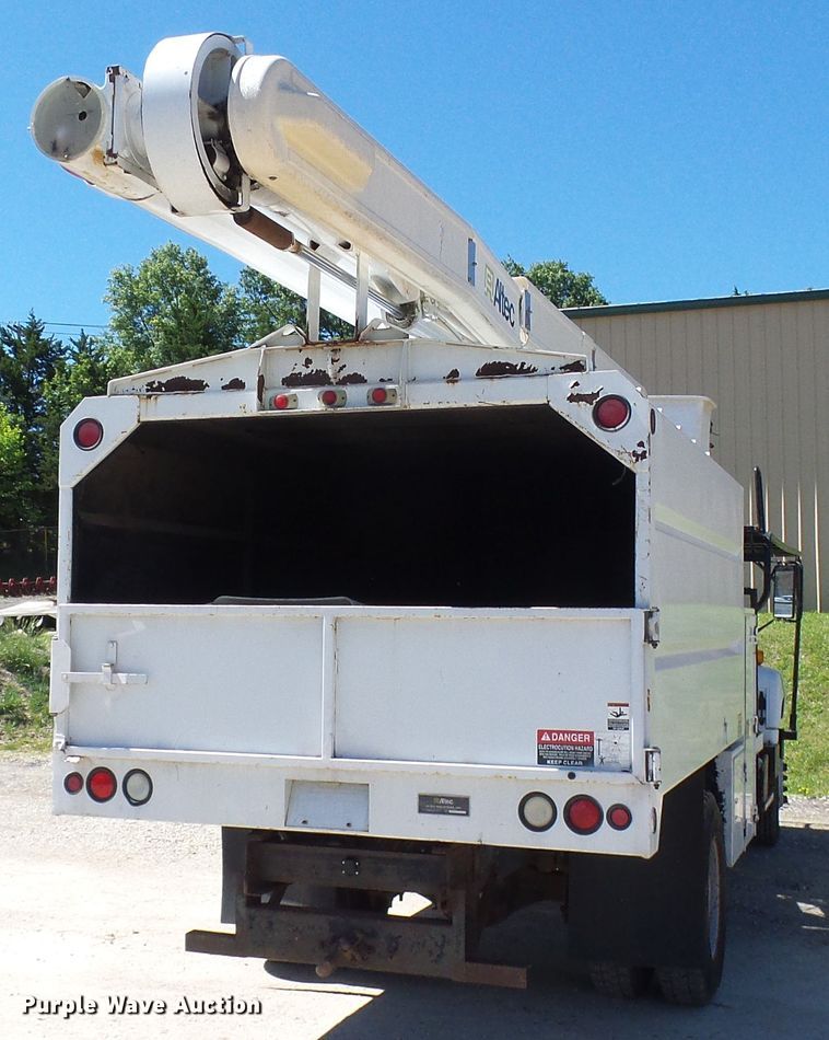 image for item DG5740 1996 GMC TopKick C6500  forestry bucket truck