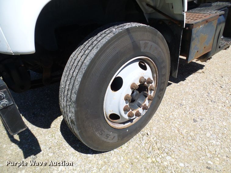 image for item DG5740 1996 GMC TopKick C6500  forestry bucket truck