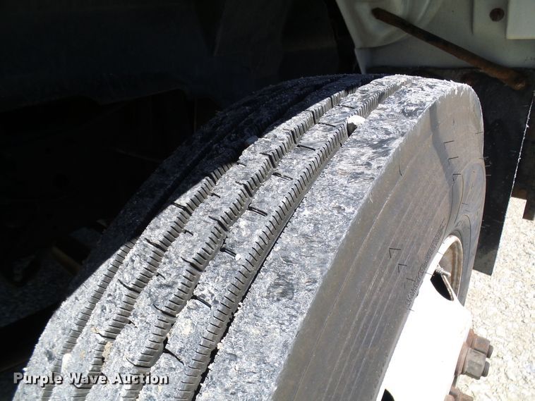 image for item DG5740 1996 GMC TopKick C6500  forestry bucket truck