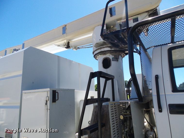 image for item DG5740 1996 GMC TopKick C6500  forestry bucket truck