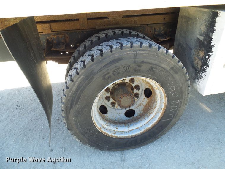 image for item DG5740 1996 GMC TopKick C6500  forestry bucket truck