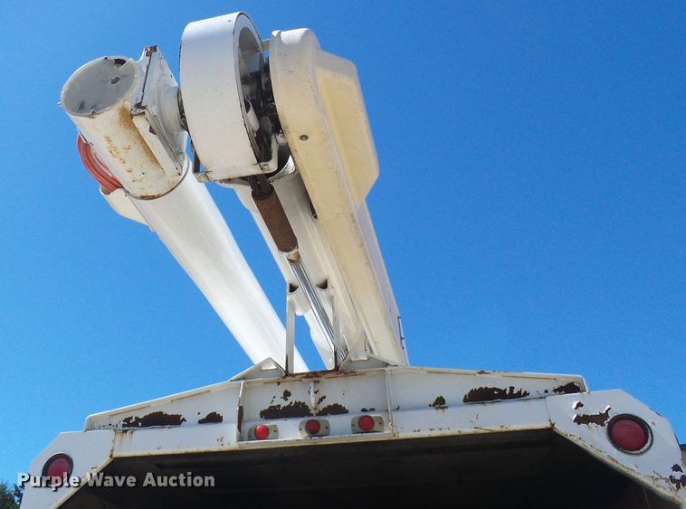 image for item DG5740 1996 GMC TopKick C6500  forestry bucket truck