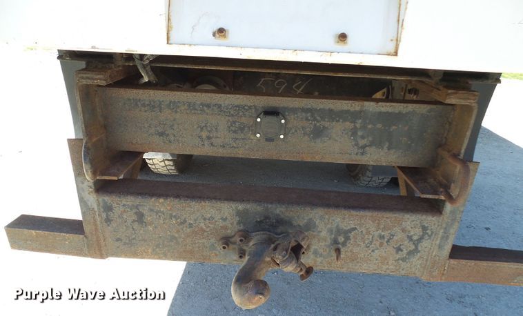 image for item DG5740 1996 GMC TopKick C6500  forestry bucket truck