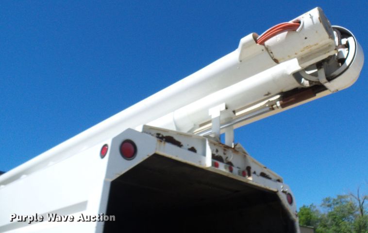 image for item DG5740 1996 GMC TopKick C6500  forestry bucket truck