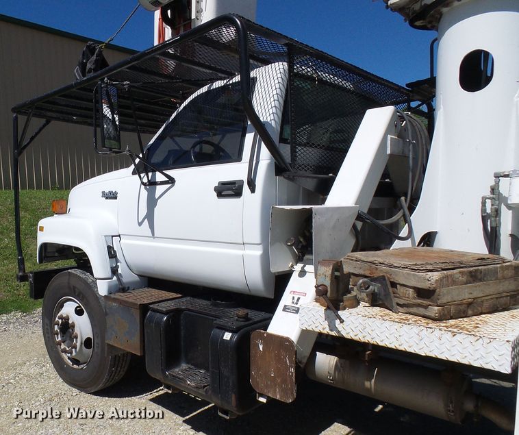 image for item DG5740 1996 GMC TopKick C6500  forestry bucket truck
