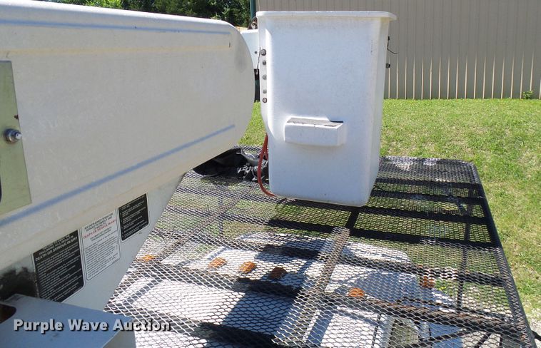 image for item DG5740 1996 GMC TopKick C6500  forestry bucket truck