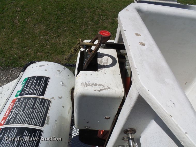 image for item DG5740 1996 GMC TopKick C6500  forestry bucket truck