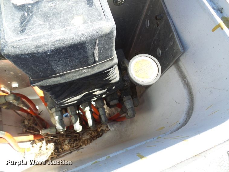 image for item DG5740 1996 GMC TopKick C6500  forestry bucket truck