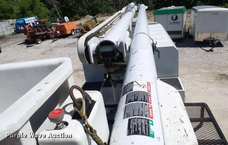 image for item DG5740 1996 GMC TopKick C6500  forestry bucket truck