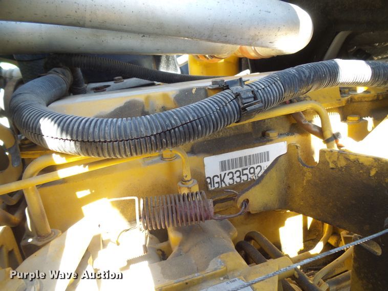 image for item DG5740 1996 GMC TopKick C6500  forestry bucket truck