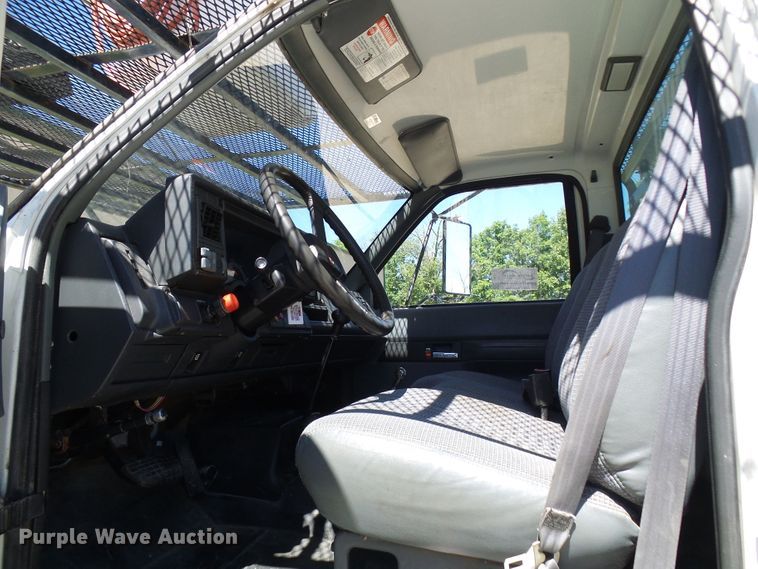 image for item DG5740 1996 GMC TopKick C6500  forestry bucket truck