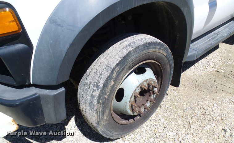 image for item DG5741 2008 Ford F550 Super Duty  bucket truck