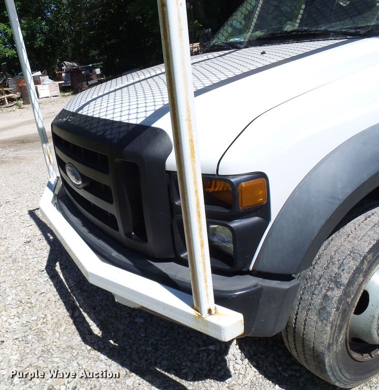 image for item DG5741 2008 Ford F550 Super Duty  bucket truck