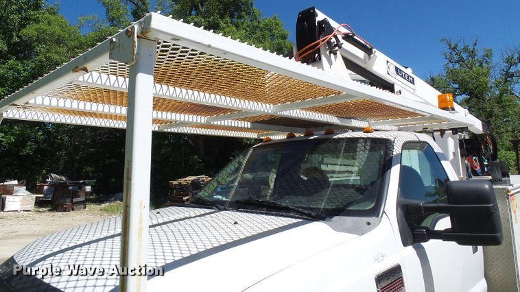image for item DG5741 2008 Ford F550 Super Duty  bucket truck