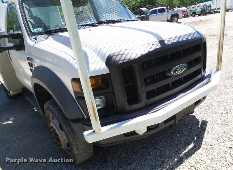 image for item DG5741 2008 Ford F550 Super Duty  bucket truck