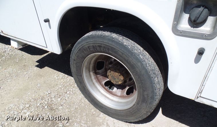 image for item DG5741 2008 Ford F550 Super Duty  bucket truck