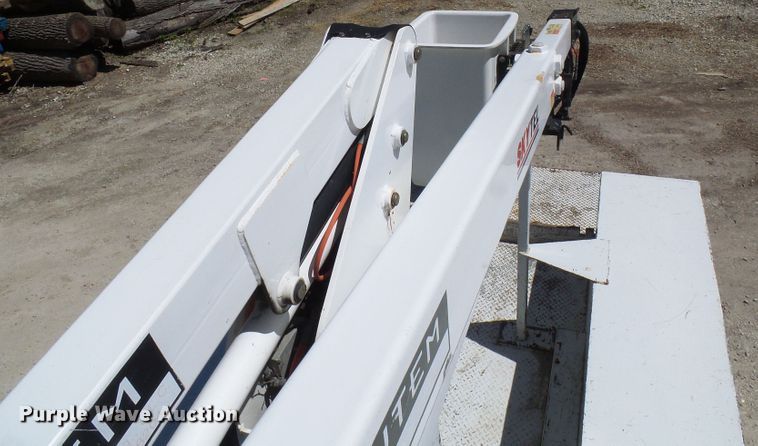 image for item DG5741 2008 Ford F550 Super Duty  bucket truck