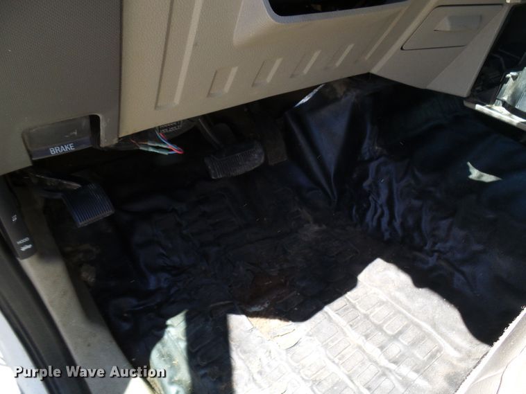 image for item DG5741 2008 Ford F550 Super Duty  bucket truck