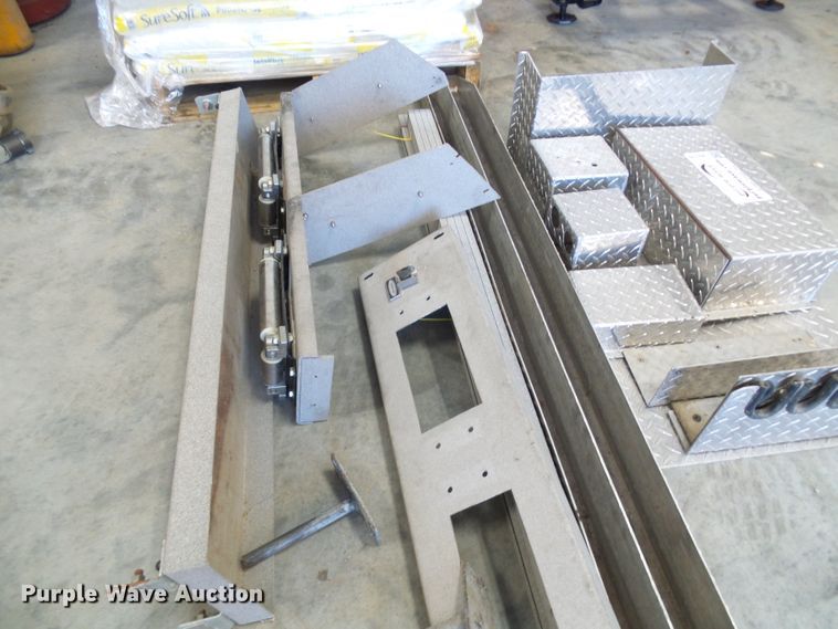 image for item DG5742 Truck parts