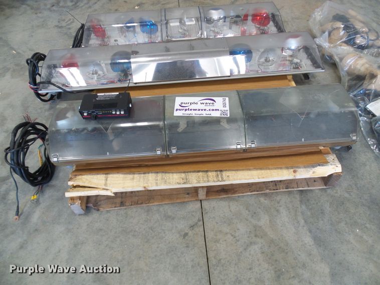 image for item DG5743 (3) light bars