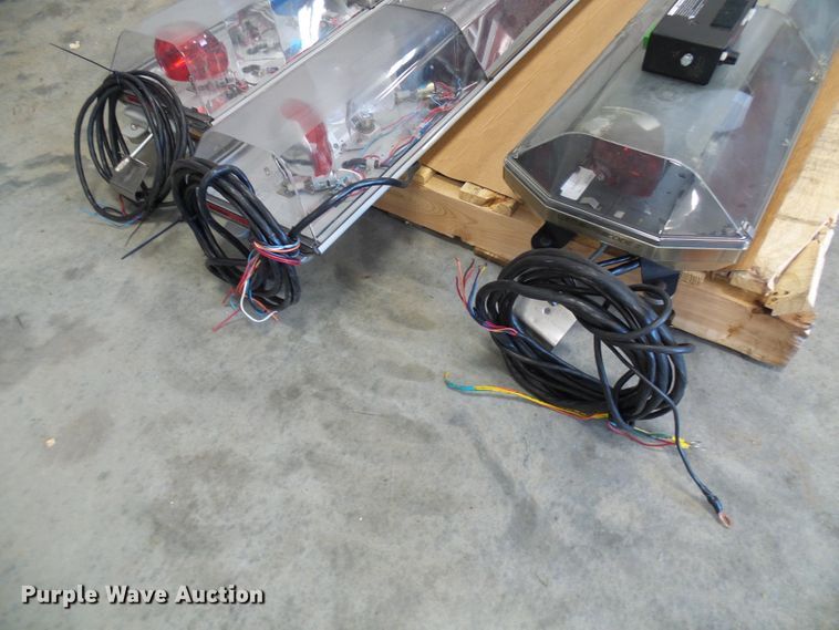 image for item DG5743 (3) light bars