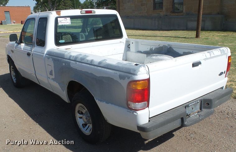 image for item DH4970 1999 Ford Ranger XLT  SuperCab pickup truck