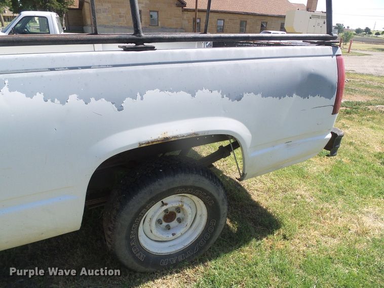 image for item DH4971 1992 Chevrolet Cheyenne 1500  pickup truck