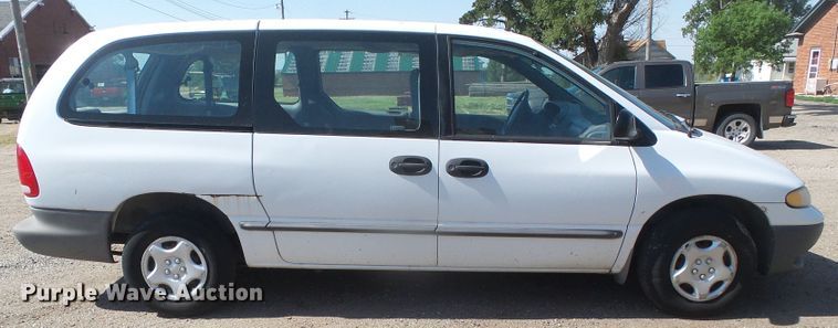 image for item DH4972 2000 Dodge Grand Caravan  van