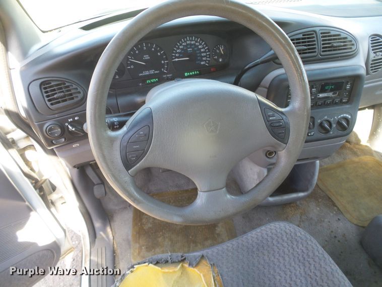 image for item DH4972 2000 Dodge Grand Caravan  van