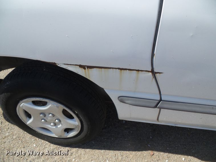 image for item DH4972 2000 Dodge Grand Caravan  van