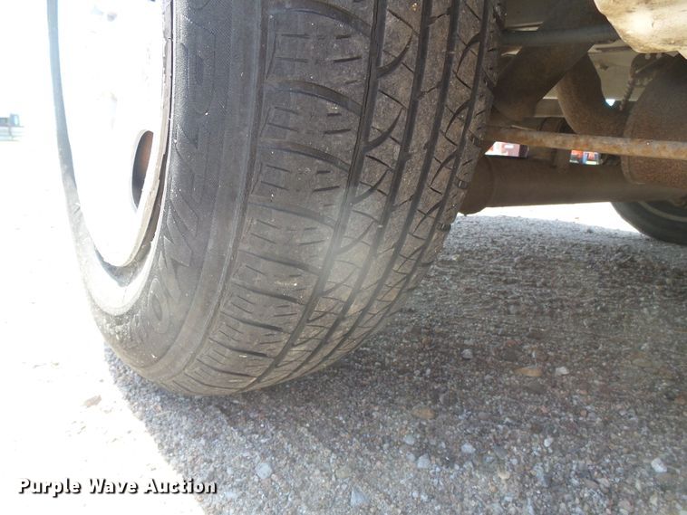 image for item DH4972 2000 Dodge Grand Caravan  van