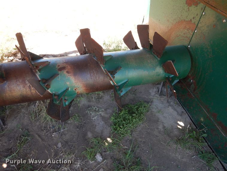 image for item DJ1001 2001 Aeromaster LO15B compost turner