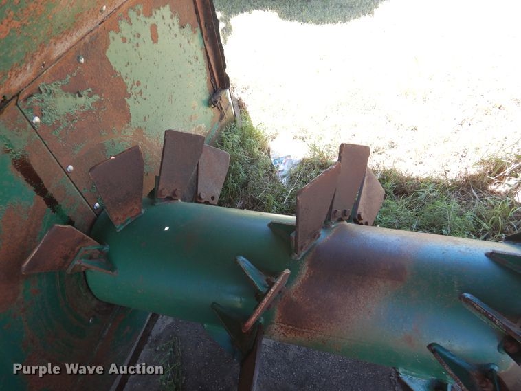 image for item DJ1001 2001 Aeromaster LO15B compost turner