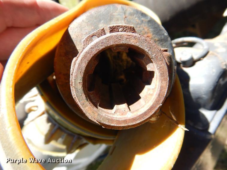 image for item DJ1001 2001 Aeromaster LO15B compost turner