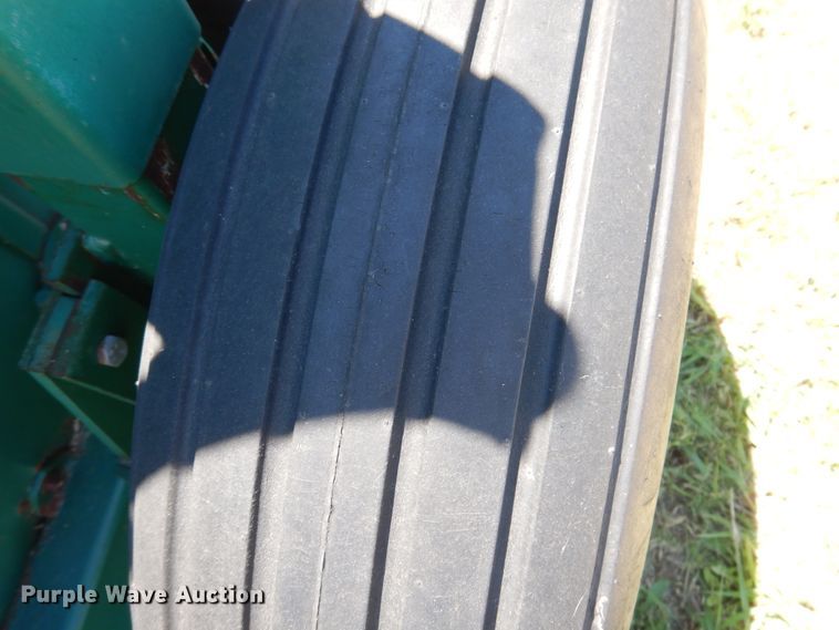 image for item DJ1001 2001 Aeromaster LO15B compost turner