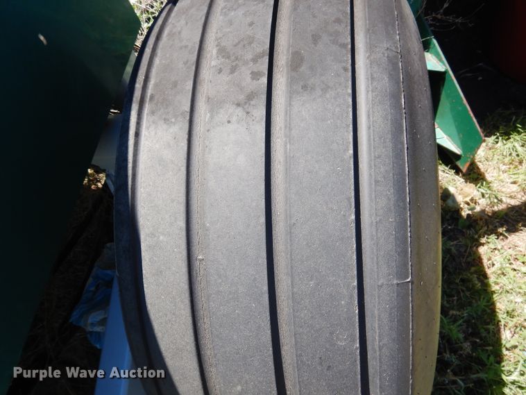 image for item DJ1001 2001 Aeromaster LO15B compost turner