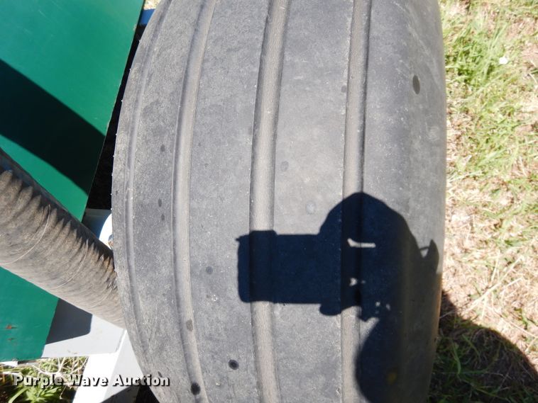 image for item DJ1001 2001 Aeromaster LO15B compost turner