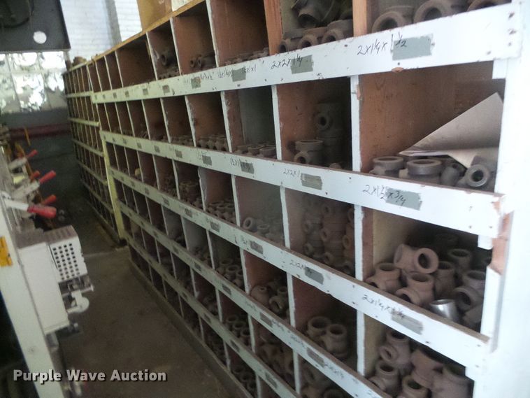 image for item EL9153 Steel and galvanized pipe fittings