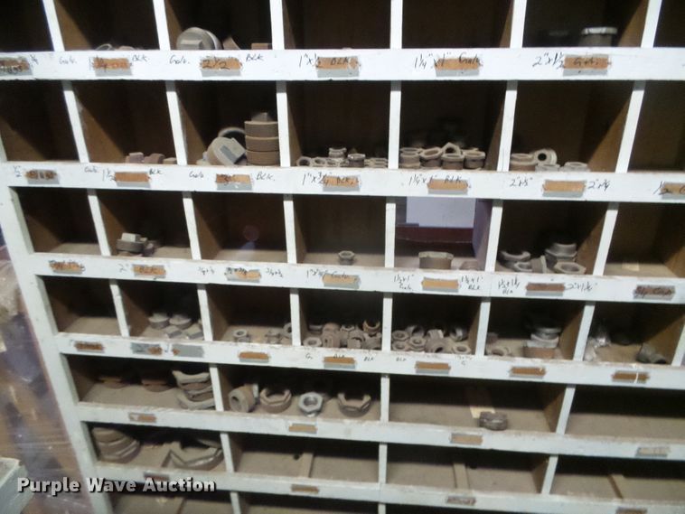 image for item EL9153 Steel and galvanized pipe fittings