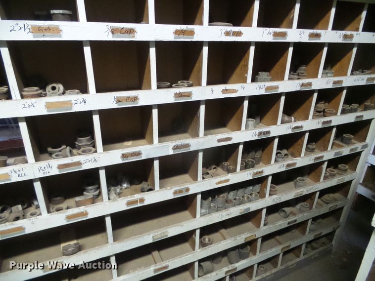 image for item EL9153 Steel and galvanized pipe fittings