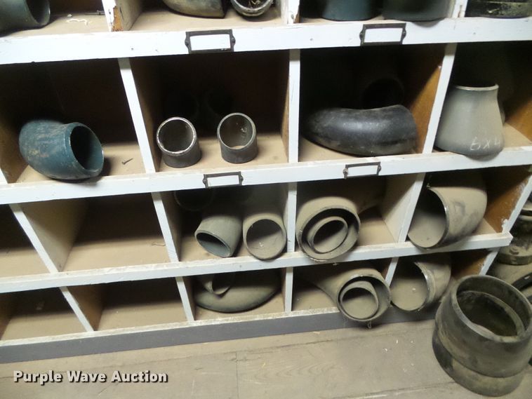 image for item EL9155 Gate valves and weldable fittings