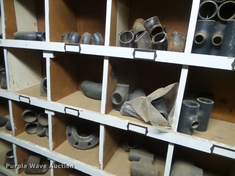 image for item EL9155 Gate valves and weldable fittings