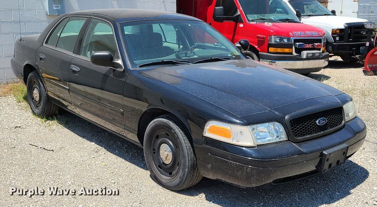 image for item FX9515 2005 Ford Crown Victoria Police Interceptor