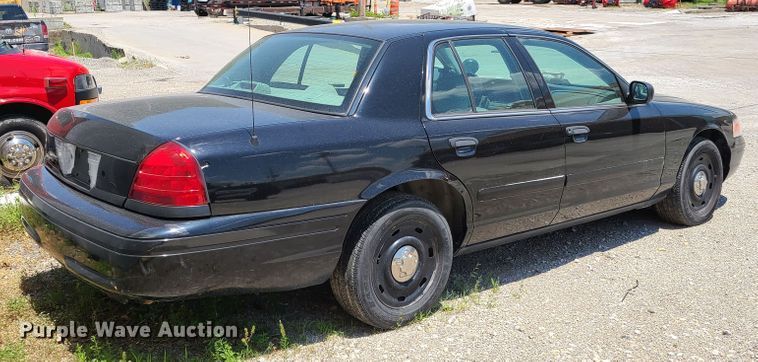 image for item FX9515 2005 Ford Crown Victoria Police Interceptor