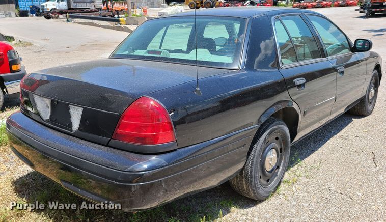 image for item FX9515 2005 Ford Crown Victoria Police Interceptor
