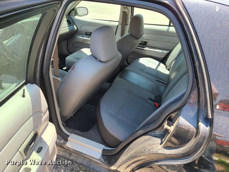 image for item FX9515 2005 Ford Crown Victoria Police Interceptor