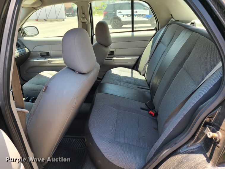 image for item FX9515 2005 Ford Crown Victoria Police Interceptor