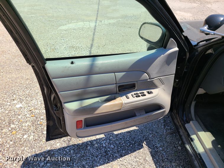 image for item FX9515 2005 Ford Crown Victoria Police Interceptor